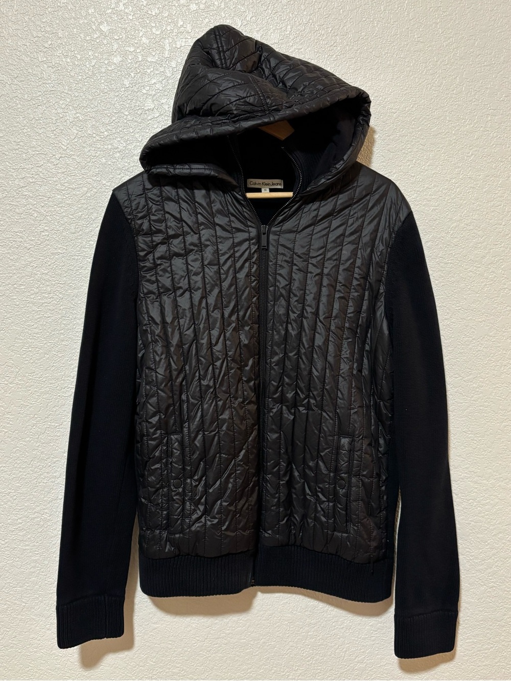 Calvin Klein Jeans Men’s Quilted Hooded Hybrid Jacket Black Medium
